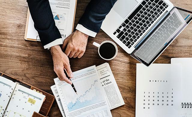 Reviewing a business plan